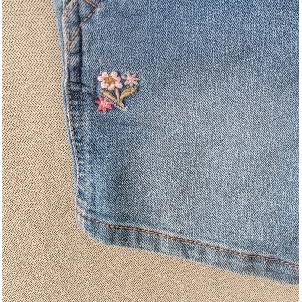 Osh Kosh B'Gosh Girls Short Overalls Vestback Embroidered Denim Shortall Size 4T - Picture 3 of 9